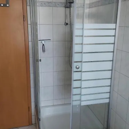 Neu! Ferienwohnung In Erfurt Exterior photo