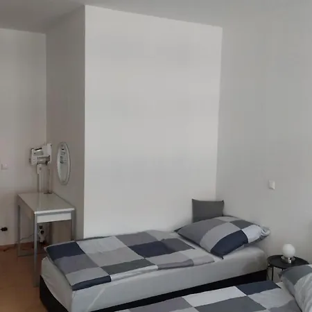 Neu! Ferienwohnung In Erfurt Exterior photo