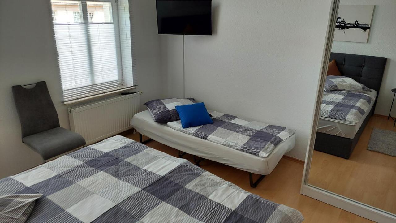 Neu! In * Erfurt